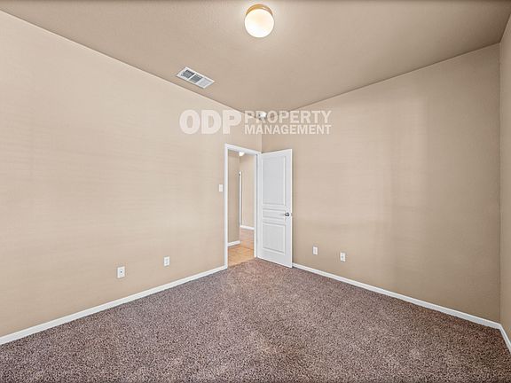 5th image of 5816 Markham Dr