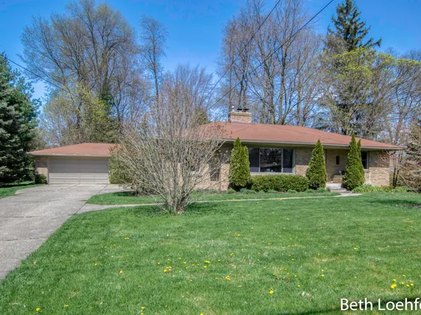 4407 Braeburn Dr SE, Grand Rapids, MI 49546