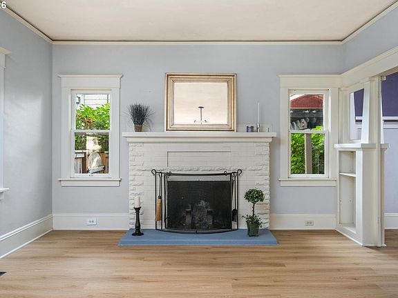 4th image of 3525 NE 16th Ave