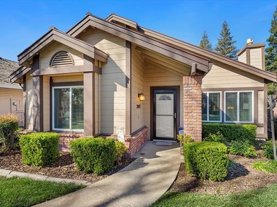 2007 Parkhill Dr, Roseville, CA, 95661