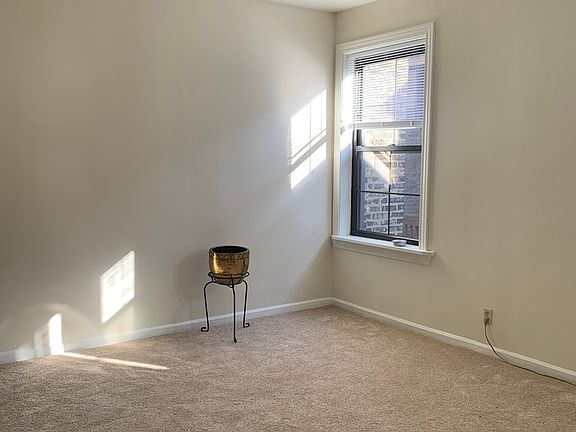 4th image of 1127 W Farwell Ave APT 303