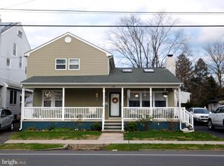 717 Cedar Ave, Croydon, PA 19021