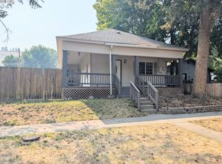 2110 1st St, La Grande, OR 97850