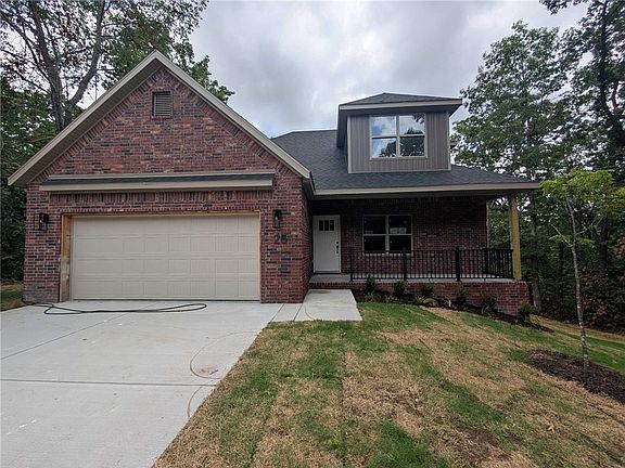 4th image of 25 Sheffield Dr