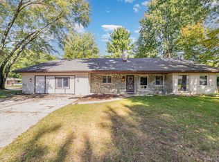 3977 Snowberry Rd, Bridgeport, MI 48722