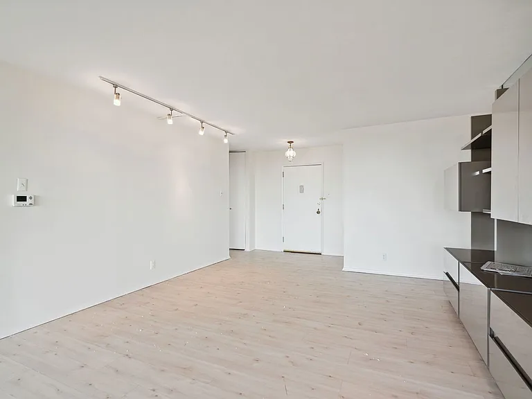 2401 Pennsylvania Ave #15A2 — Photo 18