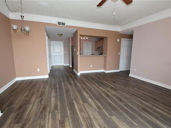 3rd image of 345 Bayshore Blvd APT 507