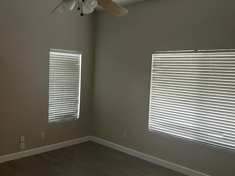 1489 S Dove St — Photo 22