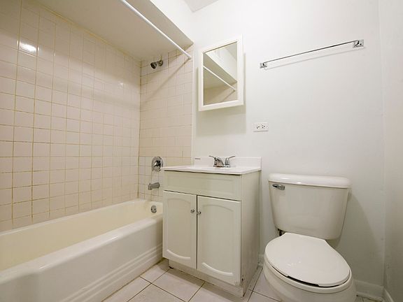 5th image of 7916 S Drexel Ave APT 9