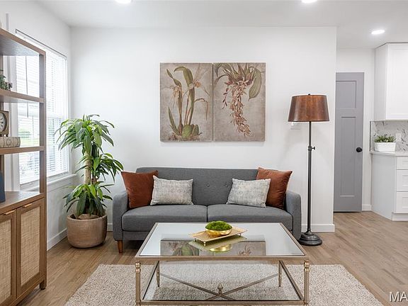 5th image of 9537 Lydell Dr