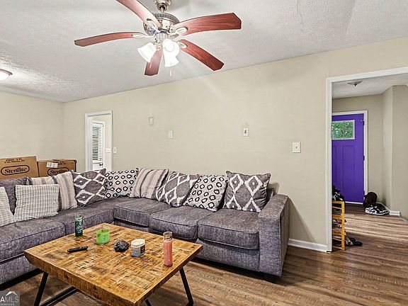 4th image of 2761 Whisper Ct