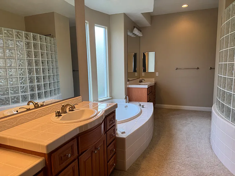 Pasatiempo Cir — Photo 10