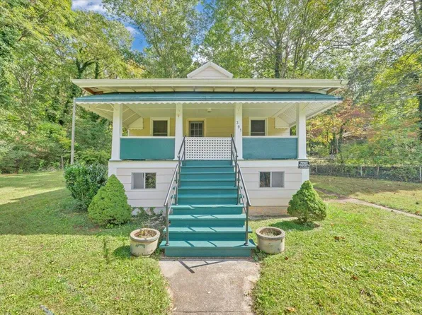 391 Dogwood Hill Rd, Boones Mill, VA 24065