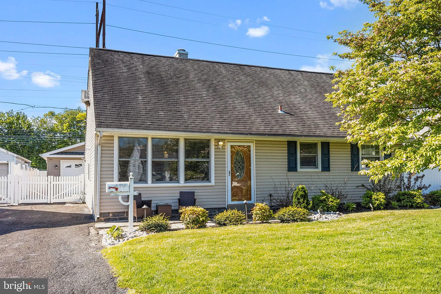 1200 Nancy Dr photo 1