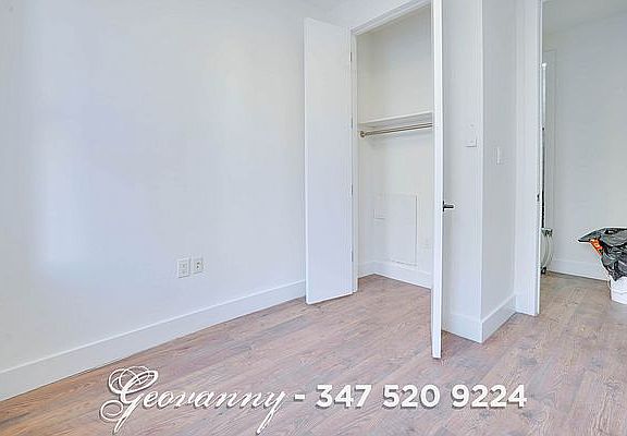 3rd image of 393 Bleecker St #1B