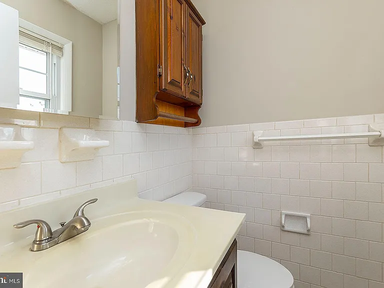 120 Meadowlark Ln — Photo 12