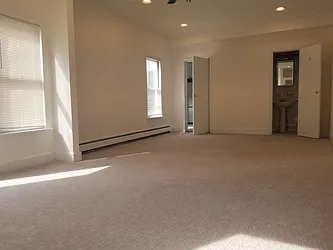 Rented by Metropolis International Realty Inc.