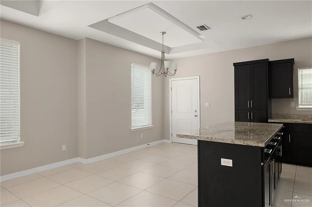 2 bed, 2.0 bath, 1030 sqft, $1,150 — Photo 4