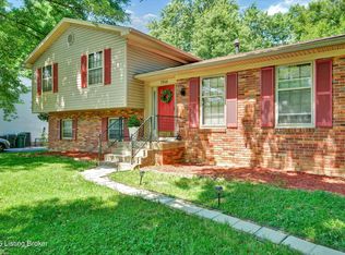 3908 Stony Brook Dr, Jeffersontown, KY 40299