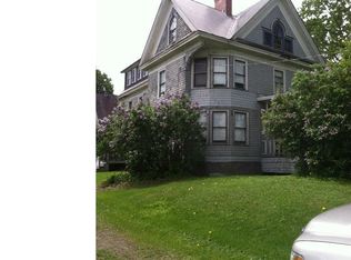10 Cleveland St, Houlton, ME 04730