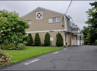 16 Ferris Ave APT 3, Norwalk, CT 06854