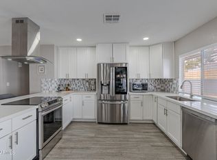 1802 W Potter Dr, Phoenix, AZ 85027