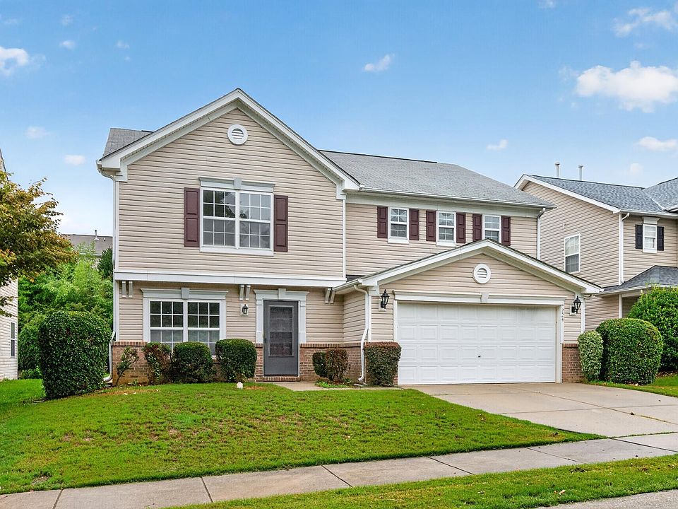 1st image of 224 Ashdale Dr