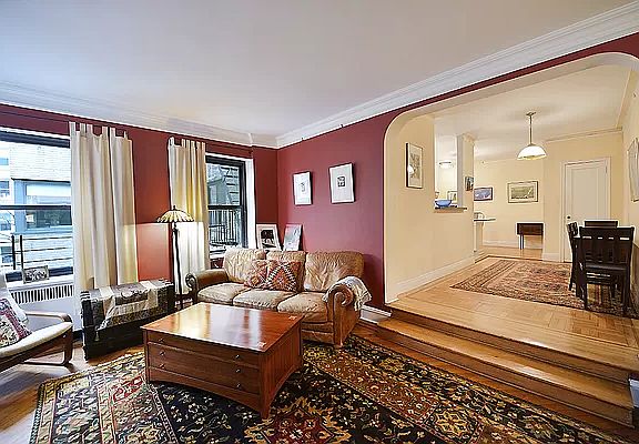 3rd image of 320 W 90th St #2CD