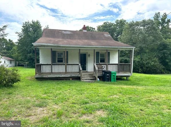 10300 Roland Ln, Fort Washington, MD 20744