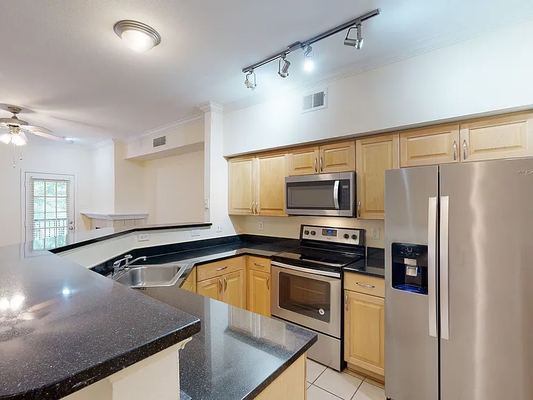 The Carriage Homes at Wyndham — Photo 79