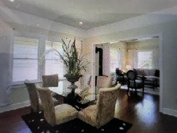 3rd image of 177 Everett Ave