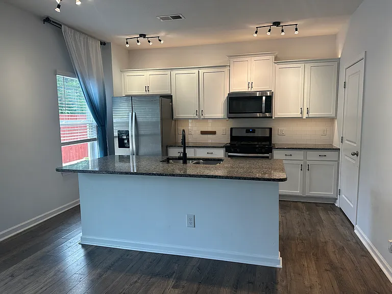 2846 Red Barn Rd — Photo 8
