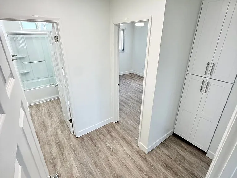 4681-4691 Kansas St — Photo 9