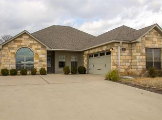 705 Skyline Dr, Kingsland, TX 78639