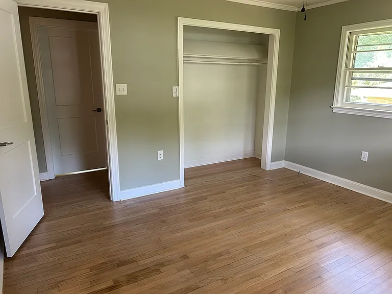 202 Brook Forest Dr — Photo 11