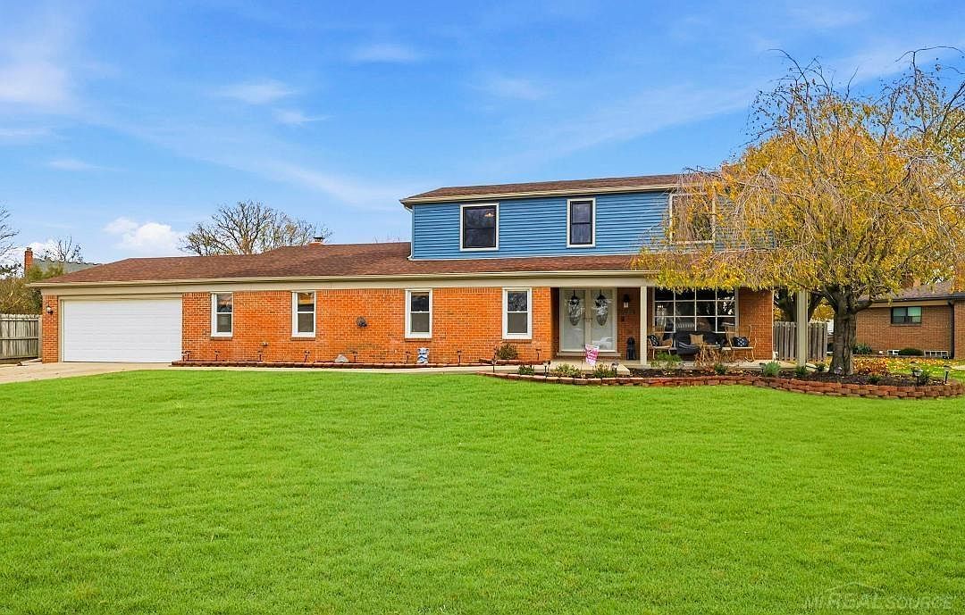 16933 Heather Ln, Clinton Township, MI 48038 | Zillow