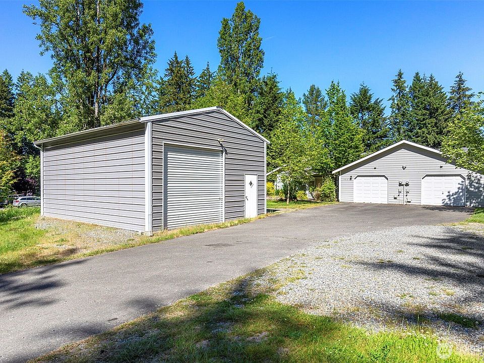1st image of 5621 and 5623 Delia Lane SW