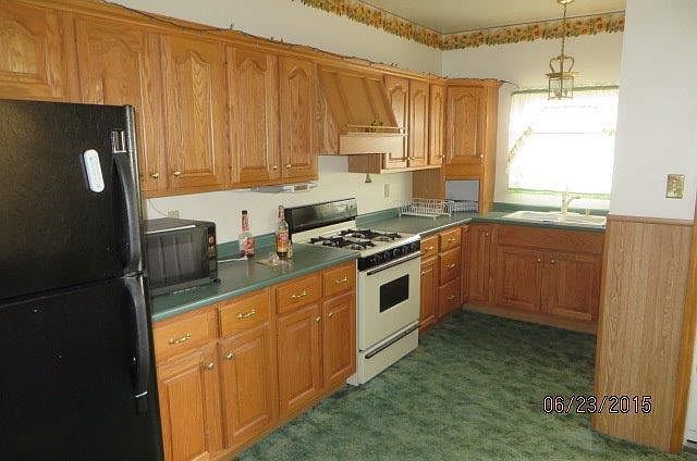 2nd image of 420 North St