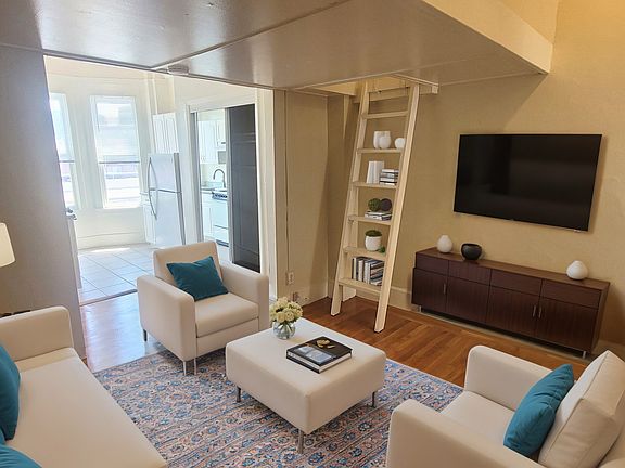 4th image of 851 Ofarrell St APT 205