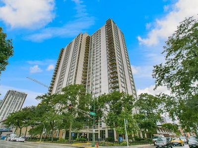 1255 N Sandburg Ter UNIT 1210, Chicago, IL, 60610
