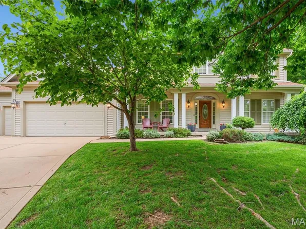 18 Wind Hill Ct, O'Fallon, MO 63368