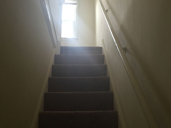 Walkup Stairs