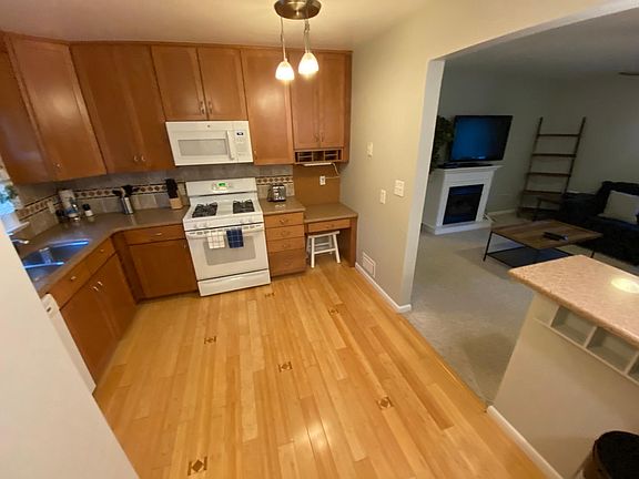 4th image of 4528 Lauderdale Ave