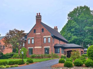 9 Trailbridge Dr, Cincinnati, OH 45241