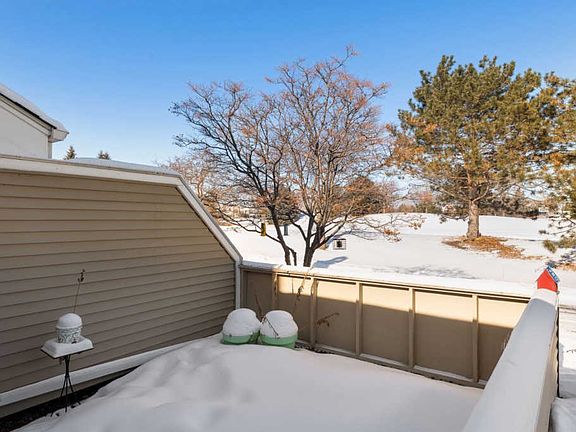 4th image of 2185 Shenandoah Ct N #A