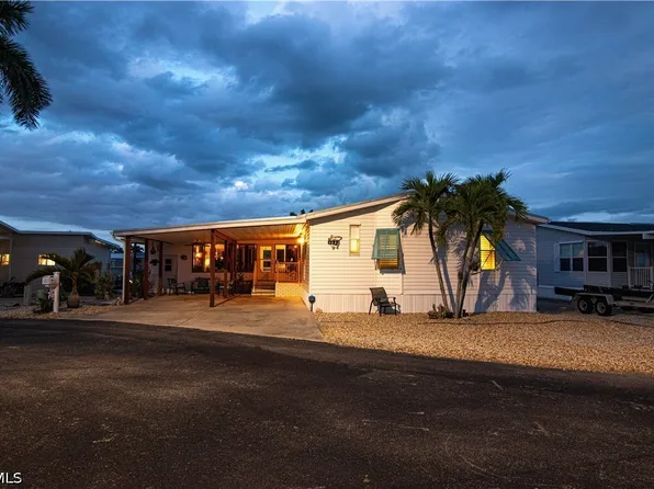 3112 Skipper Ln, Saint James City, FL 33956