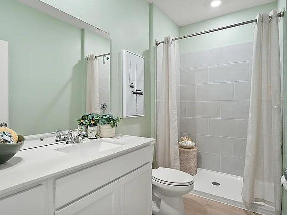 5th image of 5097 Arrowfeather Ct #B
