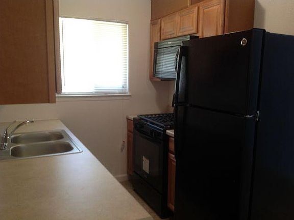 3rd image of 7461 Tiara Way APT D