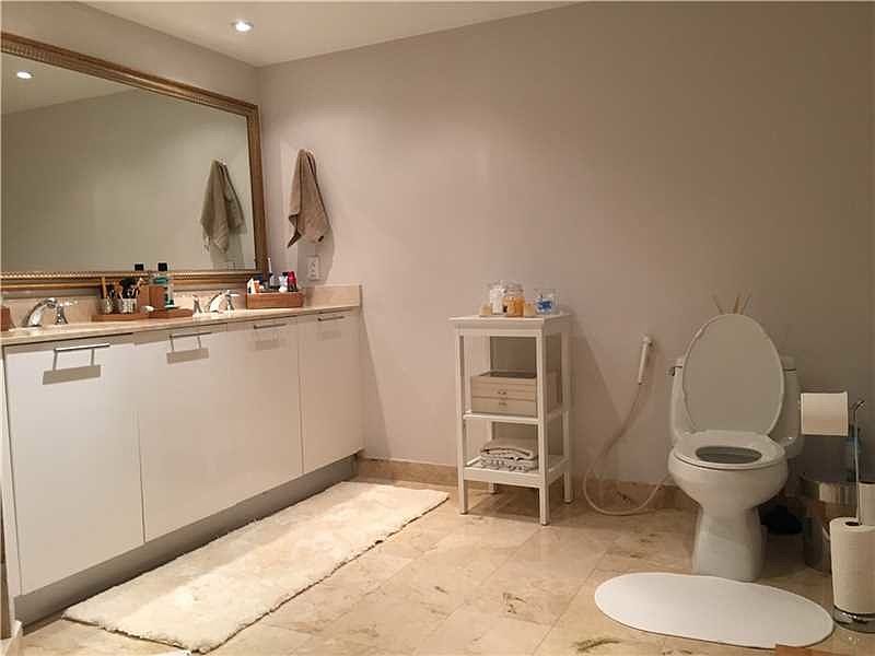 1st image of 1800 N Bayshore Dr APT 2312