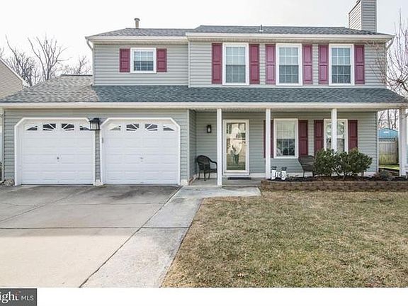 2nd image of 116 Blue Jay Dr